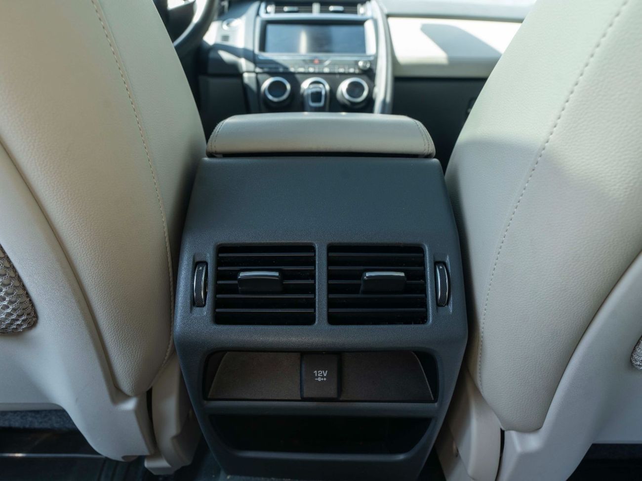 جاكوار E Pace AED 1,258 PM • E-PACE P200 AWD S • PRISTINE CONDITION