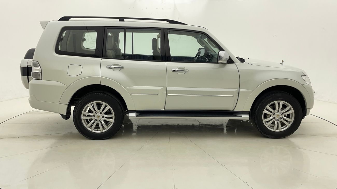 Mitsubishi Pajero GLS HIGHLINE 3.8 | Zero Down Payment | Home Test Drive