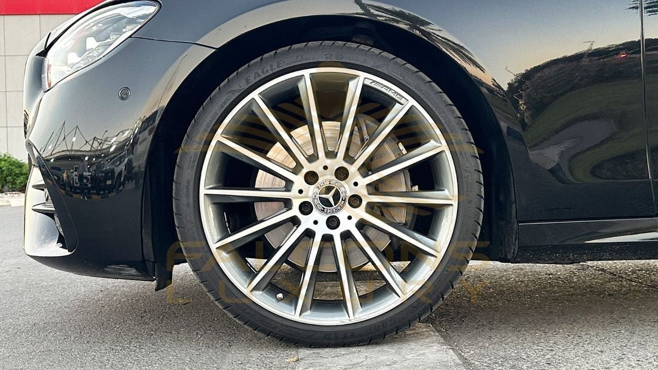 مرسيدس بنز E300 Premium 2.0L
