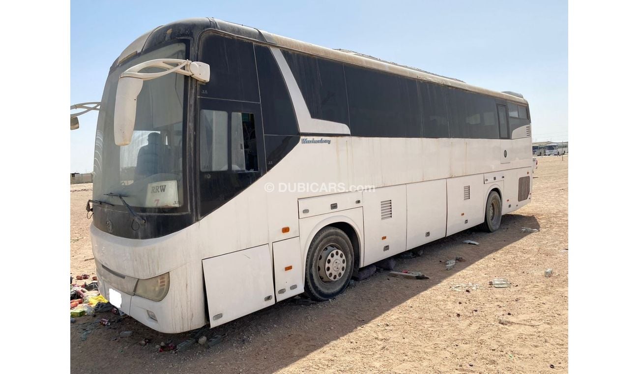 Wuzhoulong FDG6128A CNG BUS GCC