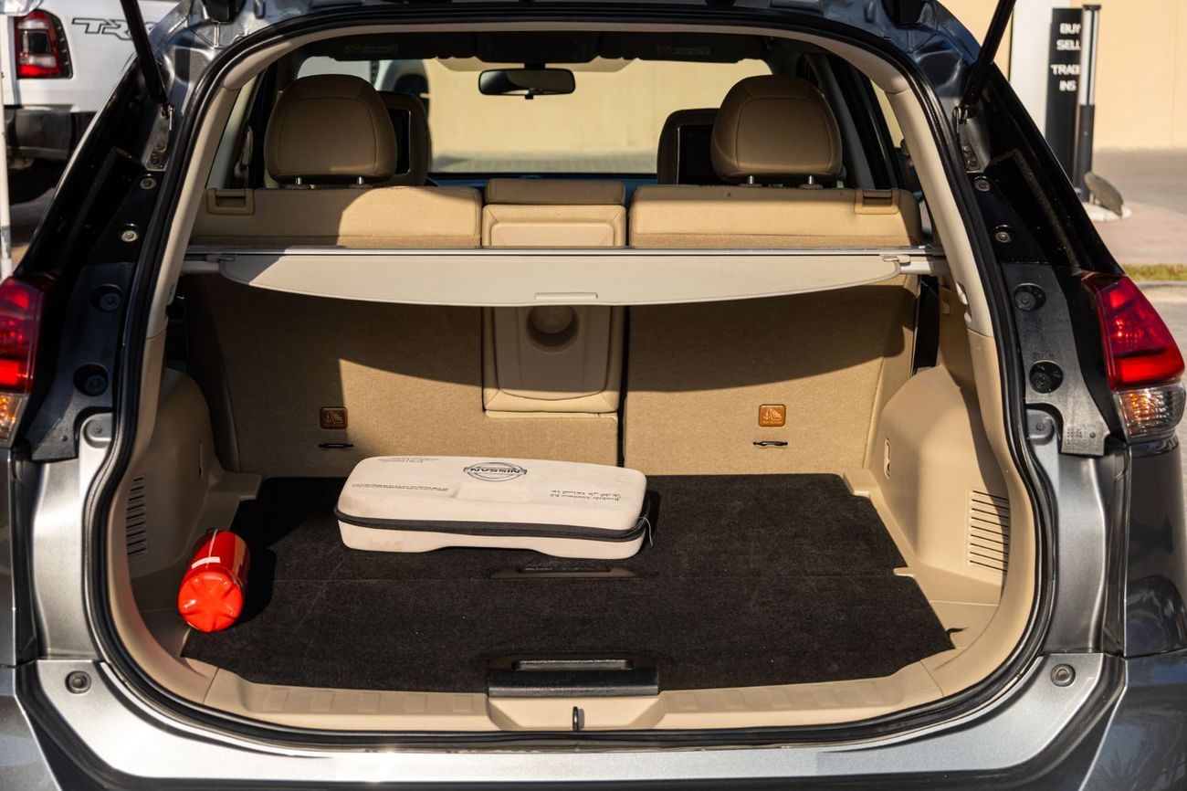 نيسان إكس تريل SL 2.5L