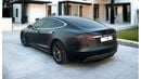 تسلا Model S تيسلا موديل S P85D 2015 | دول مجلس التعاون الخليجي | محرك مزدوج | فش | العديد من الإضافات