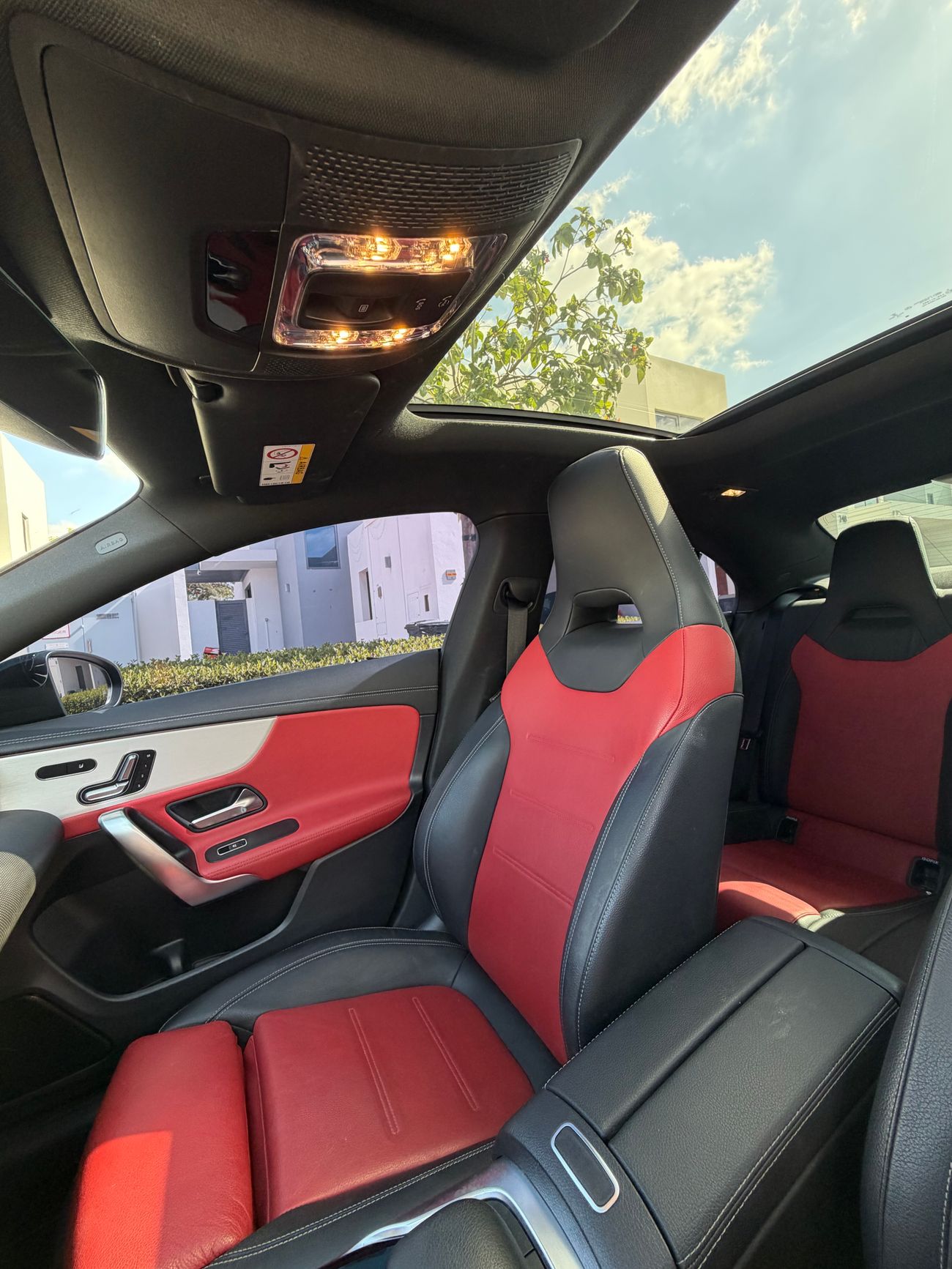 مرسيدس بنز CLA 35 AMG 2.0L Turbo AMG(4MATIC), 5 door sedan