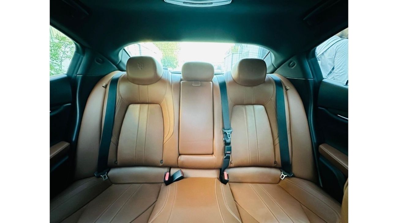 Maserati Ghibli S Q4 AED 1,16 PM | MASERATI GHIBLI 3.0L V6 | GCC SPECS | ORIGINAL PAINT | MINT CONDITION