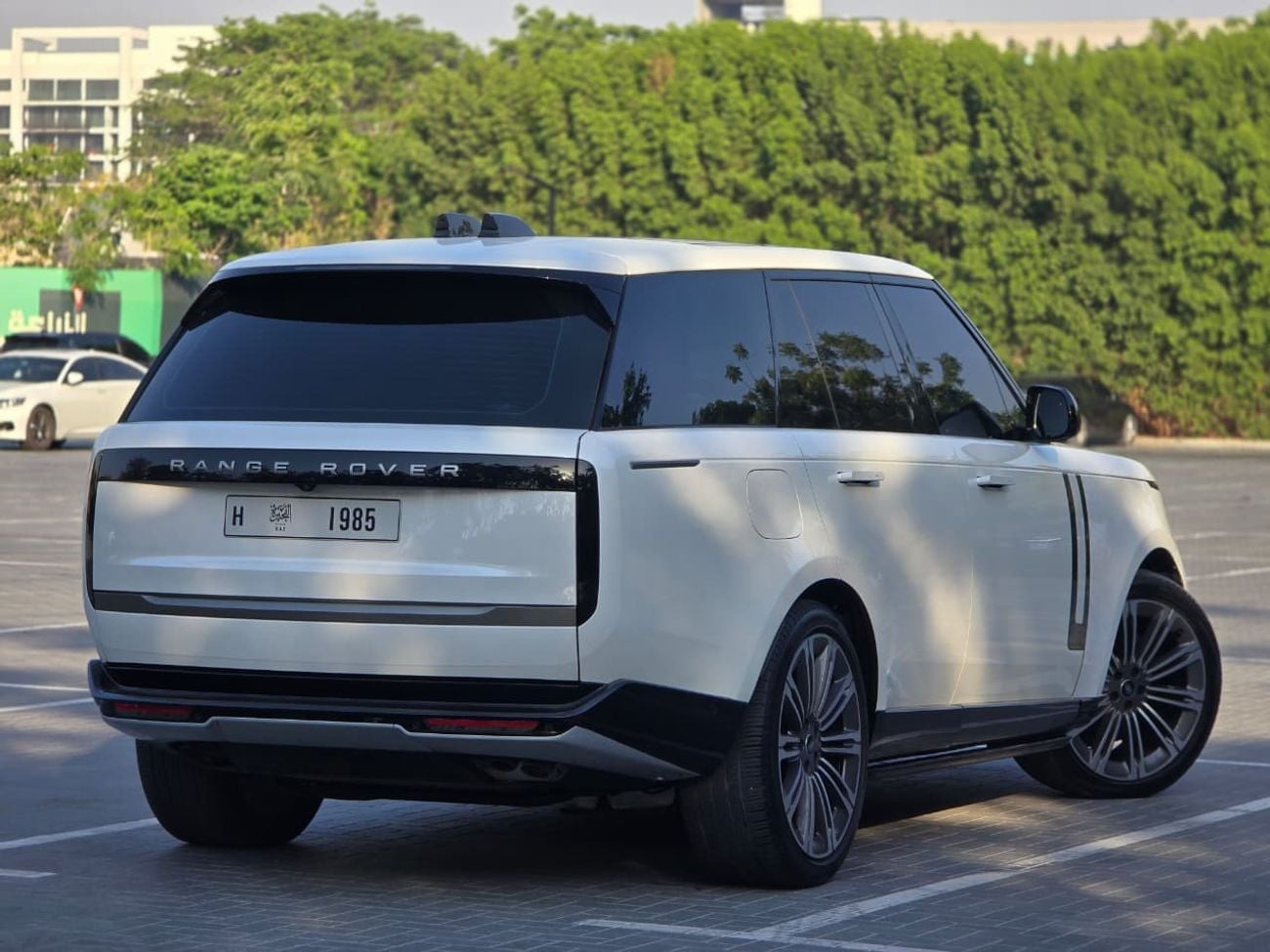 Land Rover Range Rover Autobiography P530 4.4L RANGE ROVER HSE GCC 2024 // LOW MILEAGE // PERFECT CONDITION // FULL OPITION