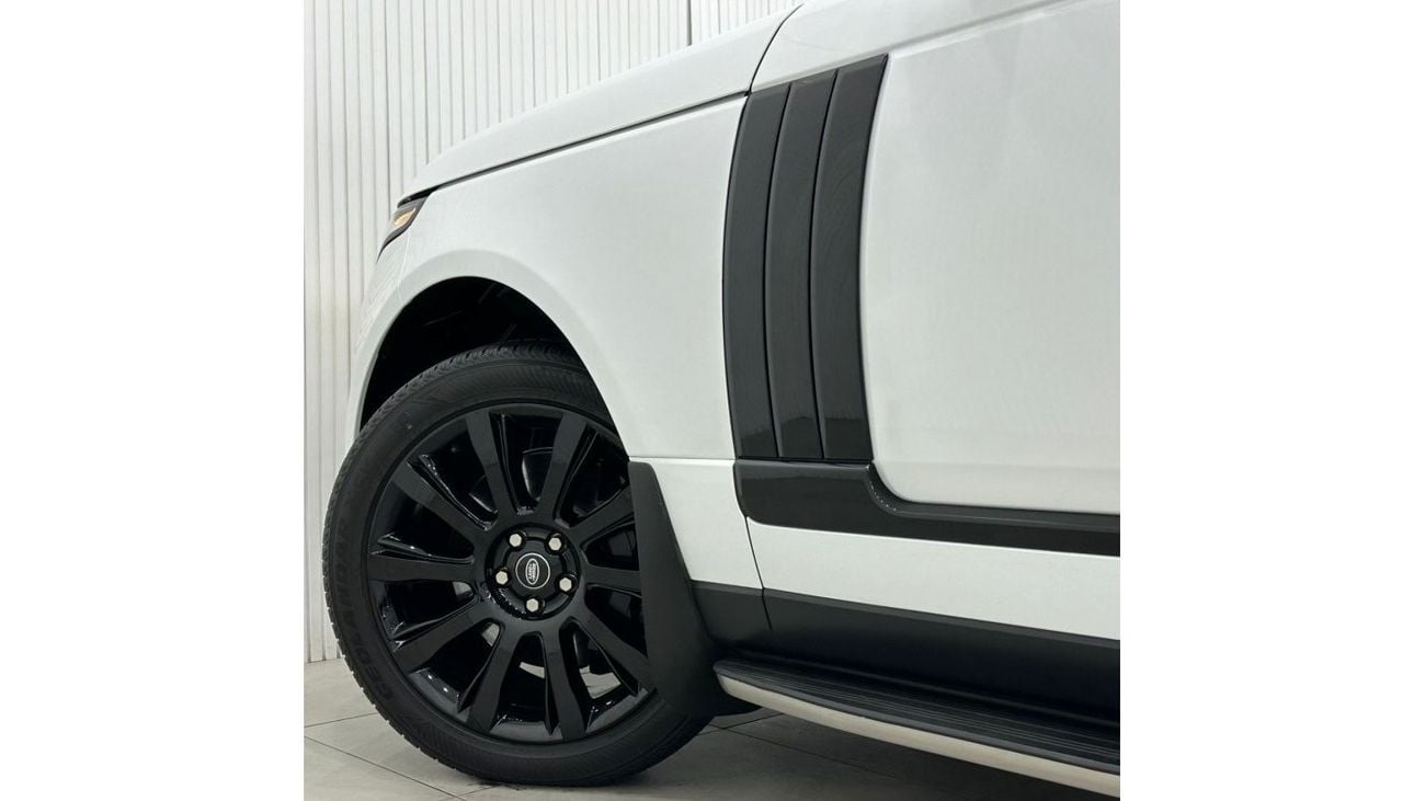 Land Rover Range Rover 2017 Range Rover Vogue SE Supercharged, Warranty, Service History, Fully Loaded, GCC