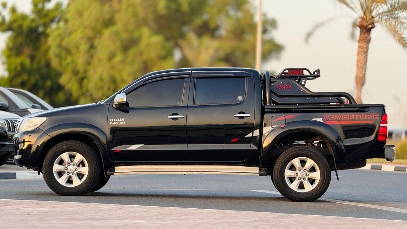 Toyota Hilux DOUBLE CABIN | LHD | 3.0L DIESEL ENGINE | 2015 | PREMIUM SPORTS BAR WITH BASKET