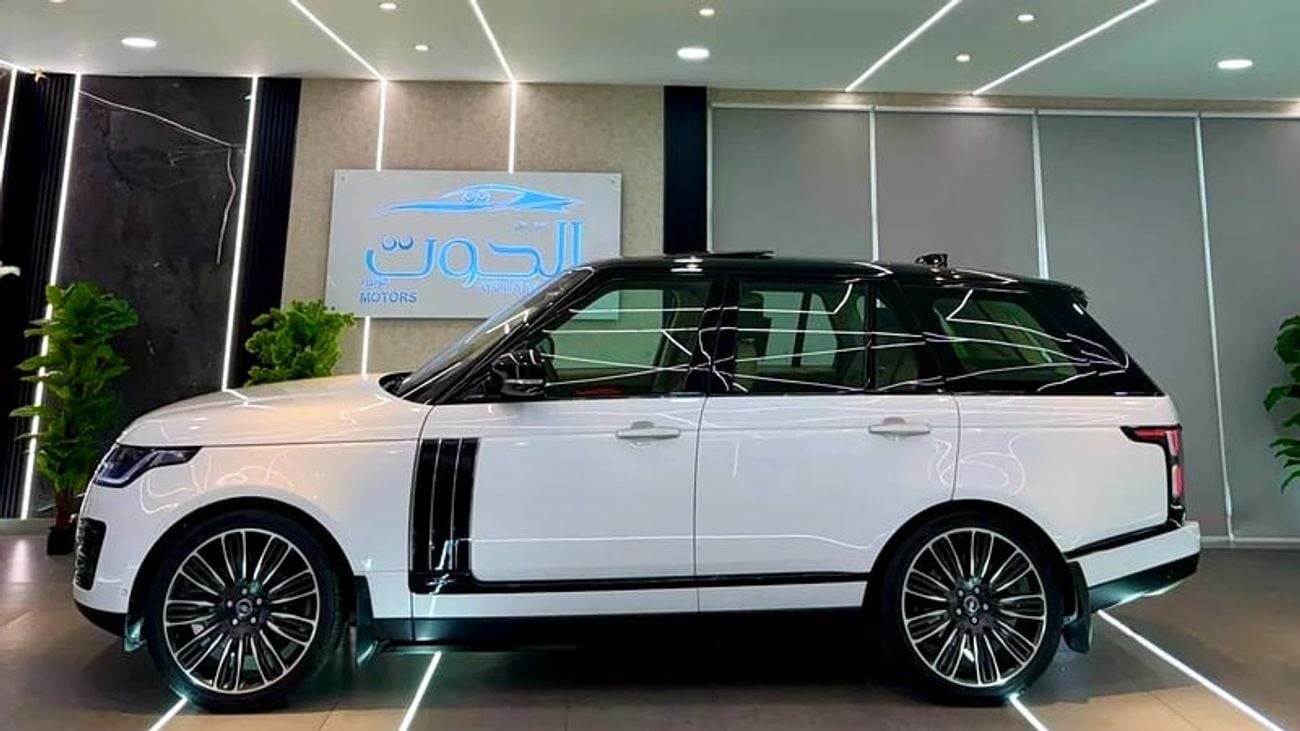 Land Rover Range Rover AUTOBIOGRAPHY KIT RR VOGUE SUPERCHARGED || GCC || FULLY LOADED || SCREENS