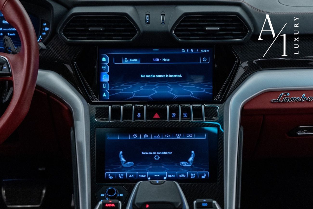 Lamborghini Urus 2020 Lamborghini Urus, Service History, Excellent Condition, Canadian Spec