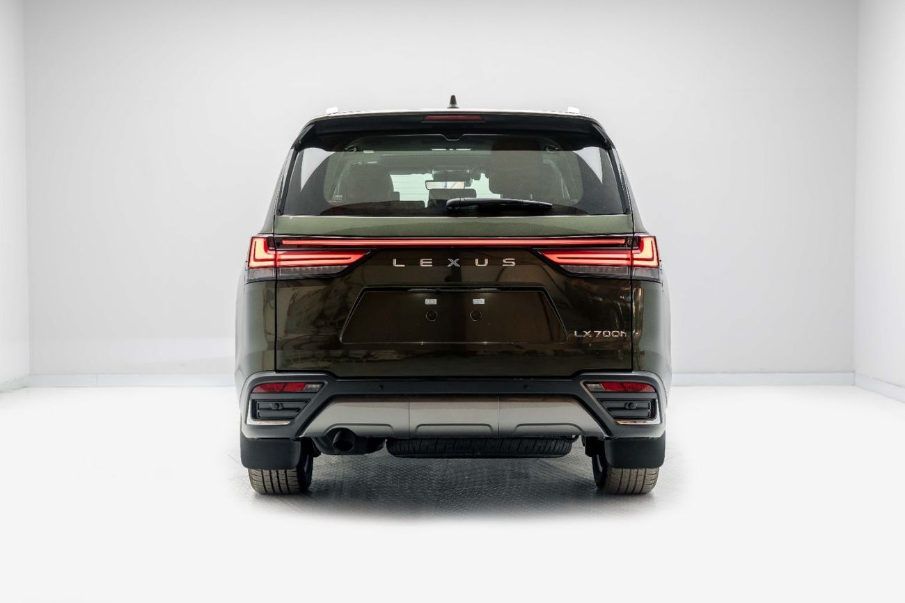 Lexus LX 700h Signature 3.5L - Green Inside Crimson | Export Only