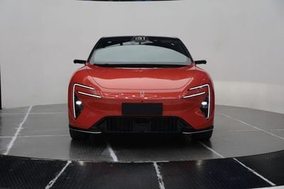 أفاتر 06 Ultra EV Edition AWD
