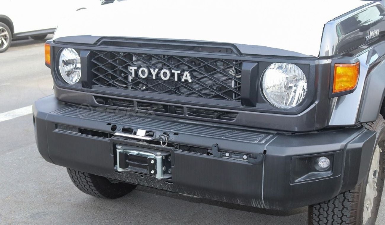 Toyota Land Cruiser 70