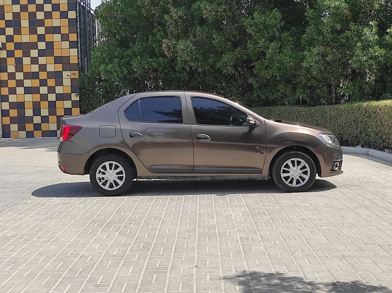 Renault Symbol Renault symbol 2020 Gcc full automatic