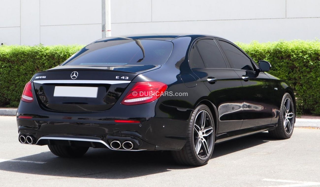 Mercedes-Benz E 43 AMG