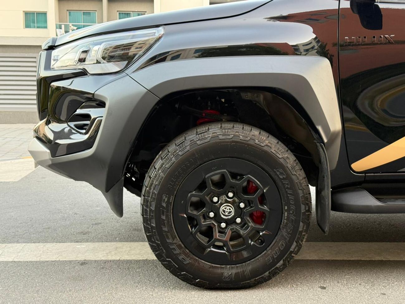 Toyota Hilux 2.8L Special Edition A/T
