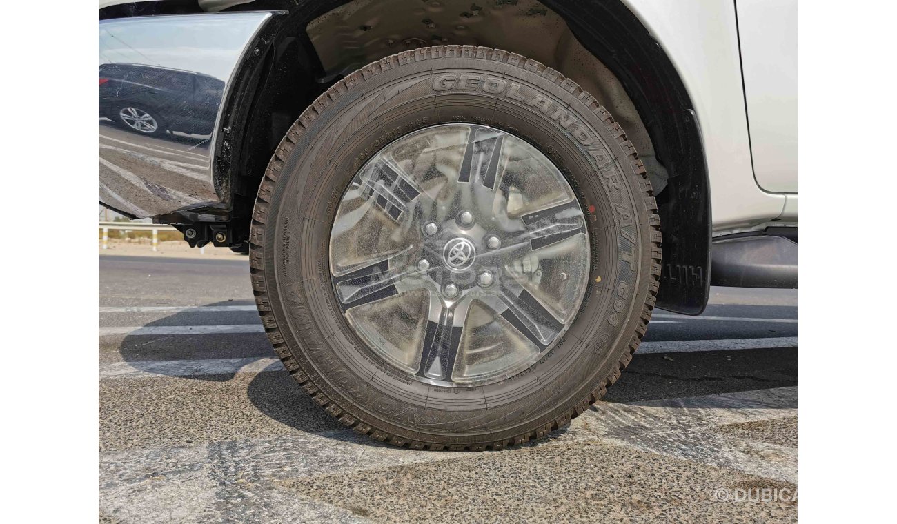 Toyota Hilux 2.7L PETROL, 17" ALLOY RIMS, KEY START, LED HEADLIGHTS (CODE # THFO01)