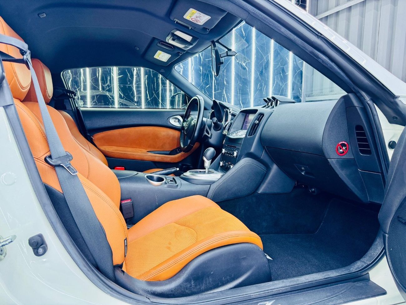 نيسان 370Z Std 3.7L (324 HP) Coupe