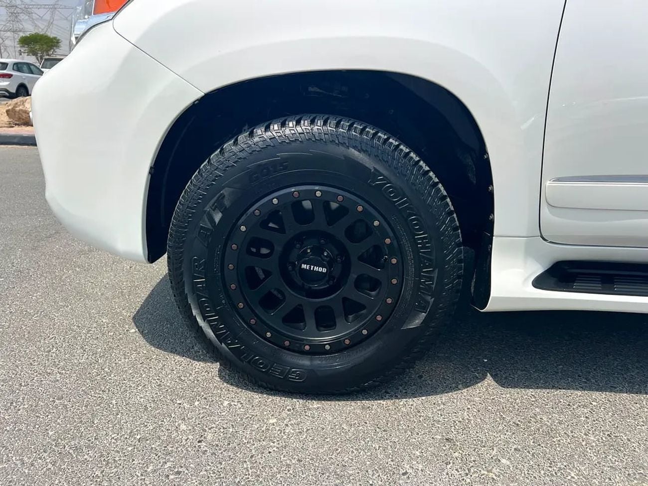 Lexus GX460 GX 460 Platinum | GCC Specs full service history from al Futtaim | Excellent Condition