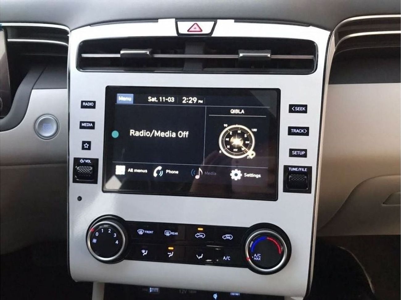 هيونداي توسون 2.0L // 2023 // WITH PUSH START BACK CAMERA&DVD , PARKING ASSIST SYSTEM // SPECIAL OFFER // BY FORMU