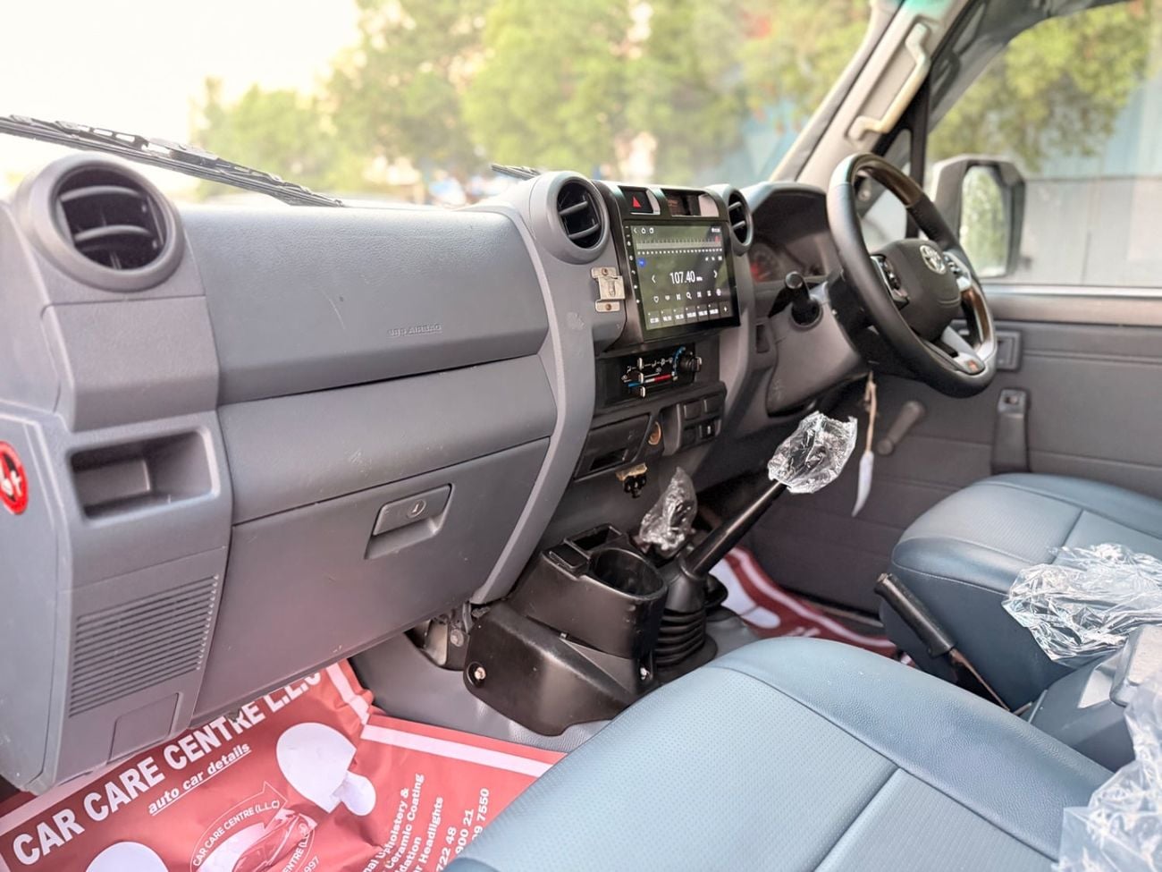 Toyota Land Cruiser Pickup 70 STANDARD Toyota Landcruiser pickup LC79 2020 V8 Diesel Engine RHD Manual Transmission