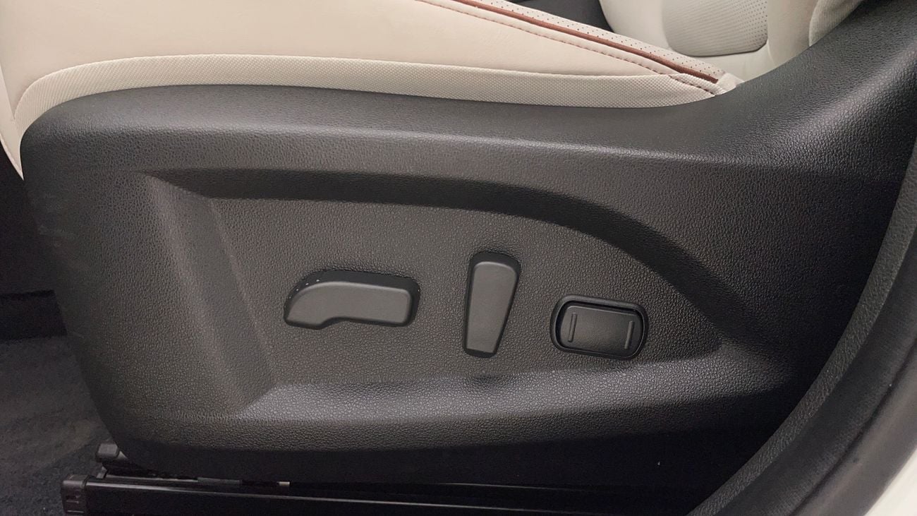 رينو كوليوس LE 2.5 | بدون دفعة مقدمة | اختبار القيادة في المنزل