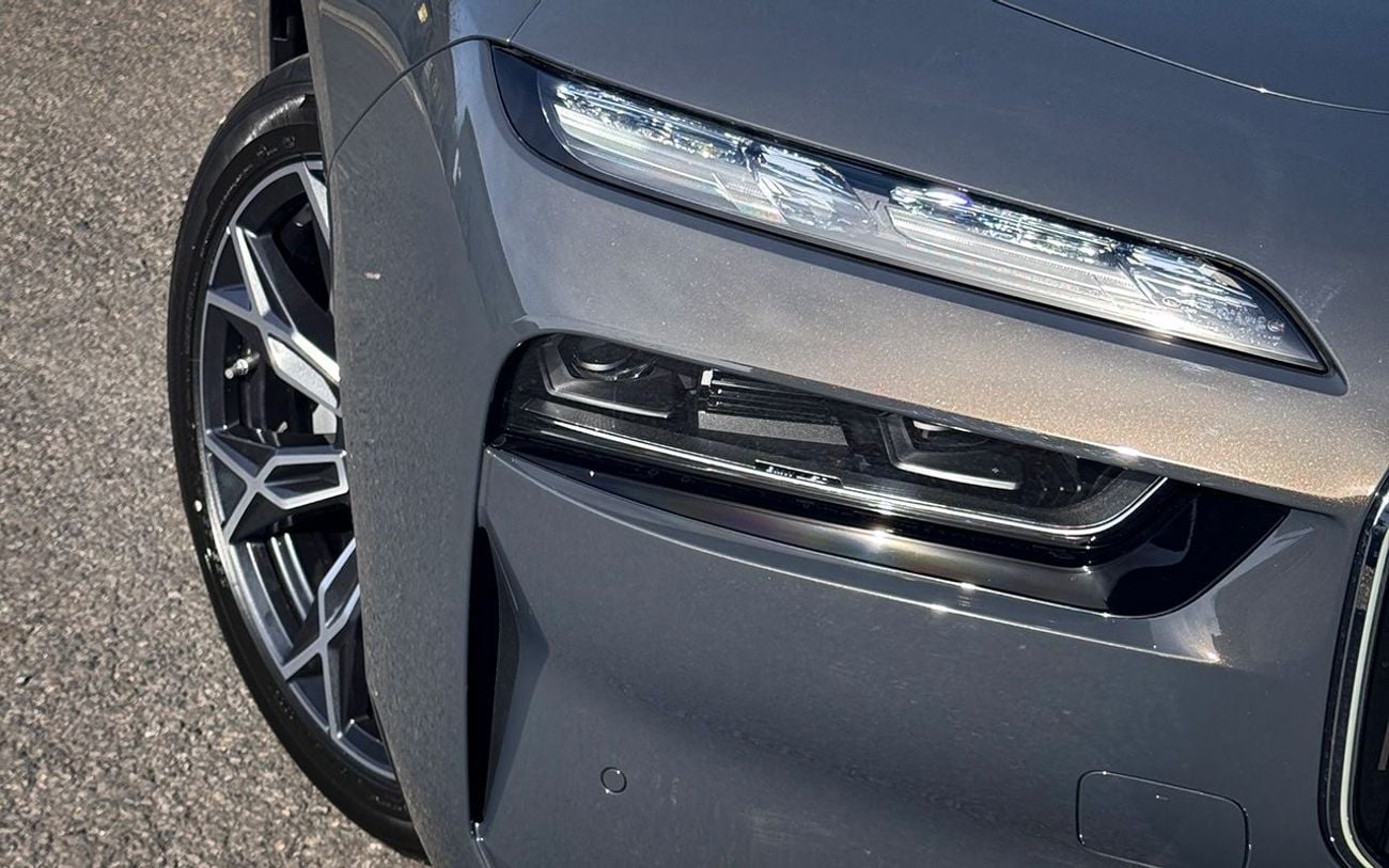 بي أم دبليو i7 XDRIVE60 BUSINESS EXCELLENCE xDrive60 Excellence Pro Right Hand Drive