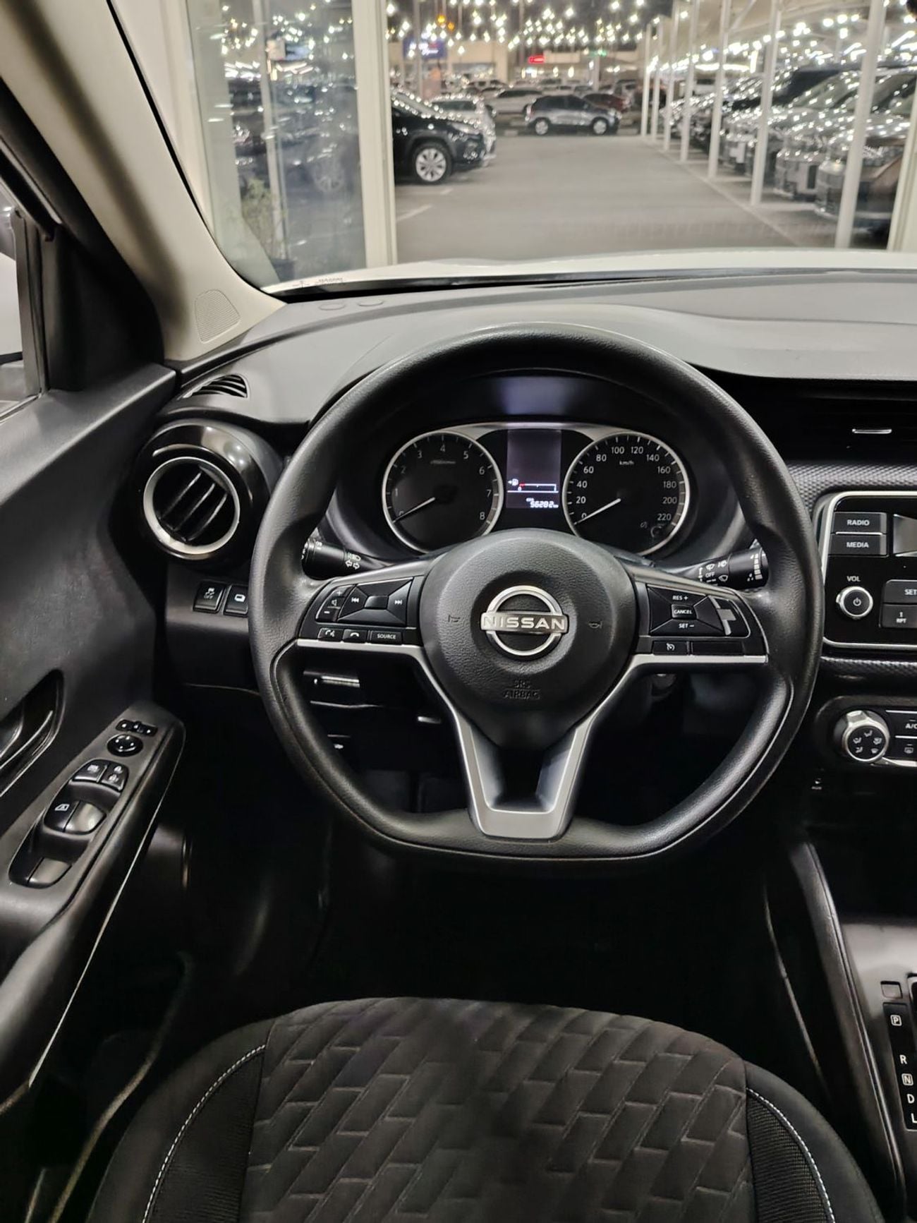 Nissan Kicks S