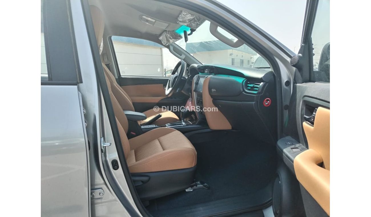 Toyota Fortuner TOYOTA FORTUNER 2.7 AT 4X4 SILVER 2022