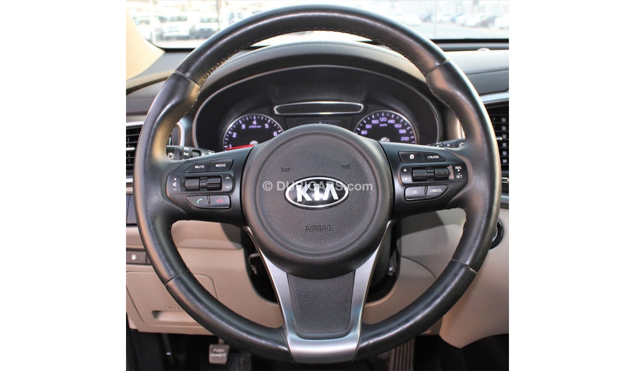 Kia Sorento Kia Sorento 2017, GCC, in good condition, panorama, without paint, without accidents, very clean fro