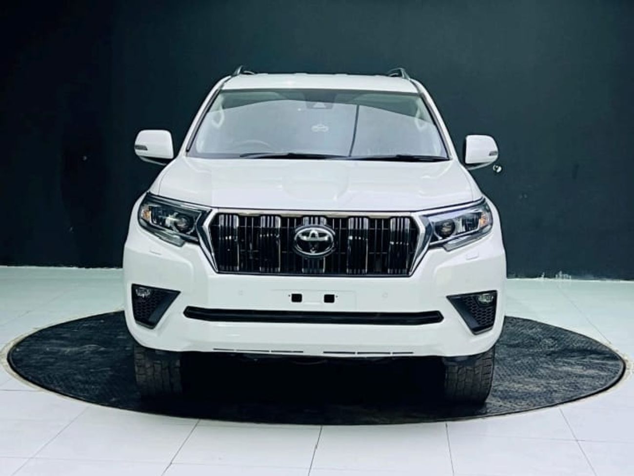 Toyota Prado TX.L-2.8L-Diesel-RHD-4WD-Australian specs-Automatic-4 Cylinders-7 Seats-5Doors