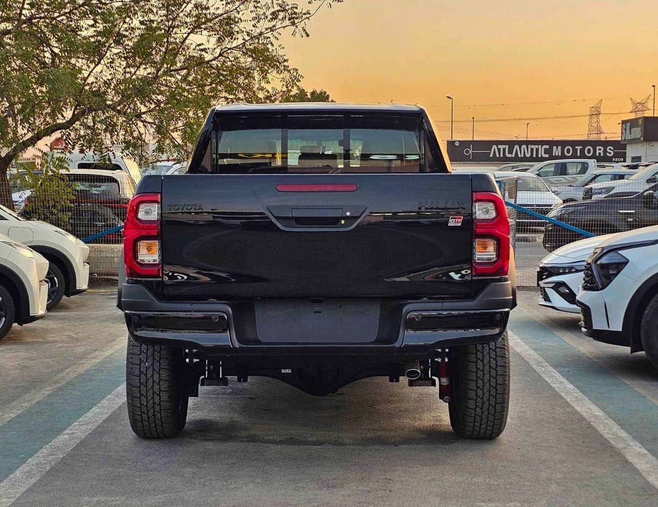 تويوتا هيلوكس GR SPORT WIDE BODY/ 4.0L PETROL /OVER FENDER /360*CAMERA/DRIVER PWR SEATS WITH LATHER (CODE # HGRPKW