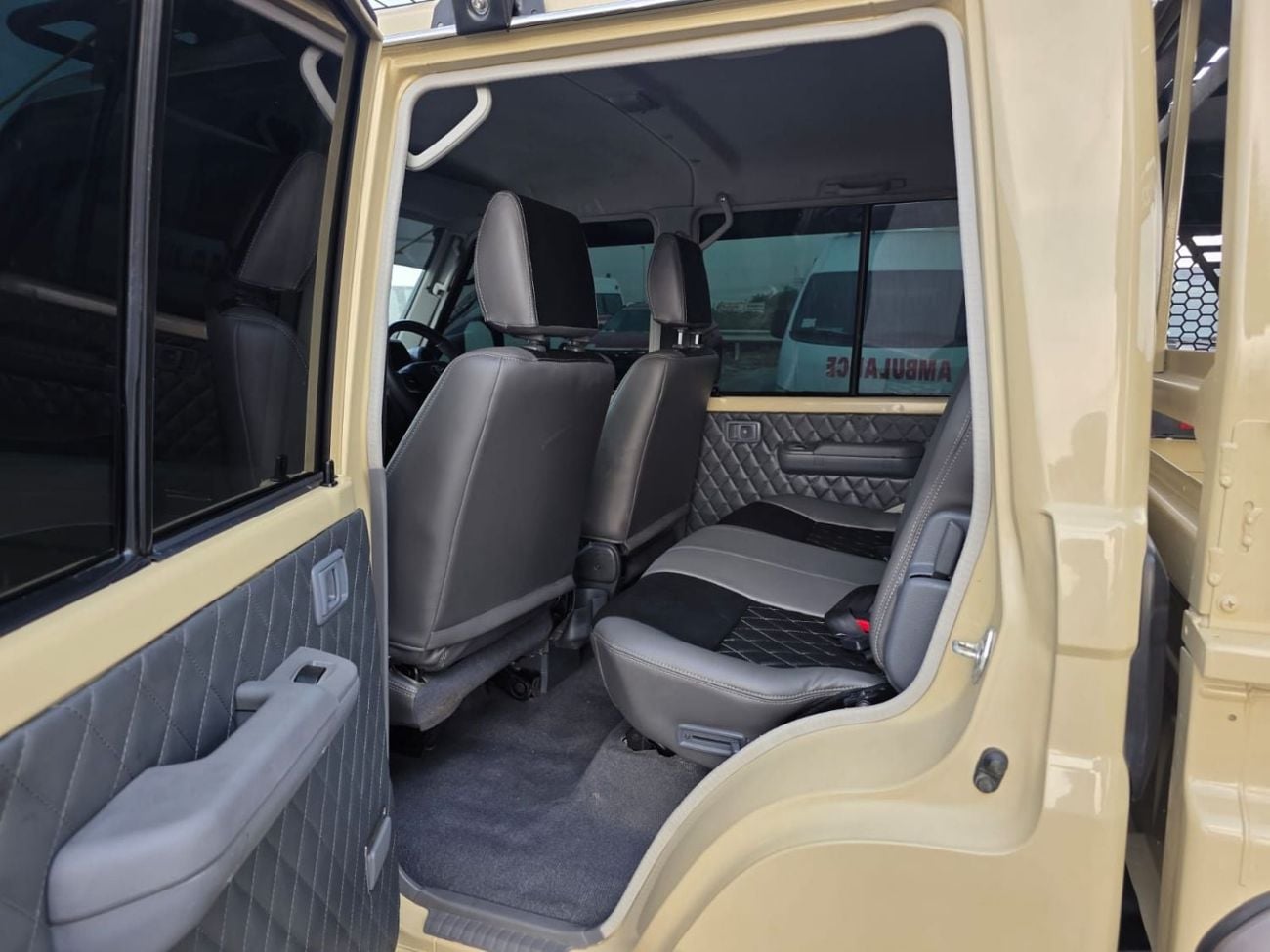 Toyota Land Cruiser Pick Up