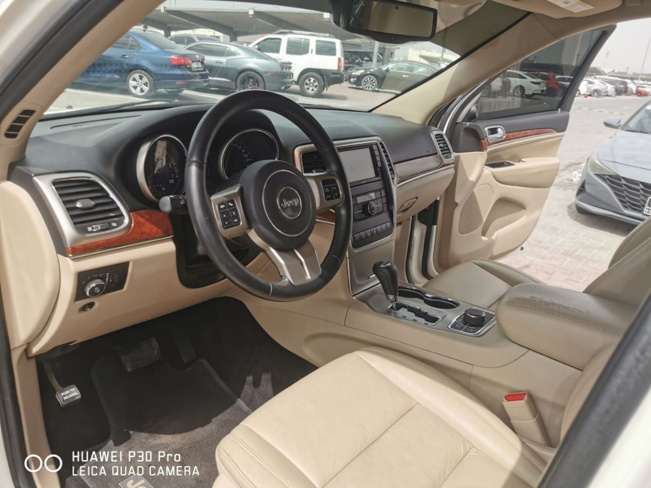 Jeep Cherokee sport 3.7L In excellent condition and requires no expenses