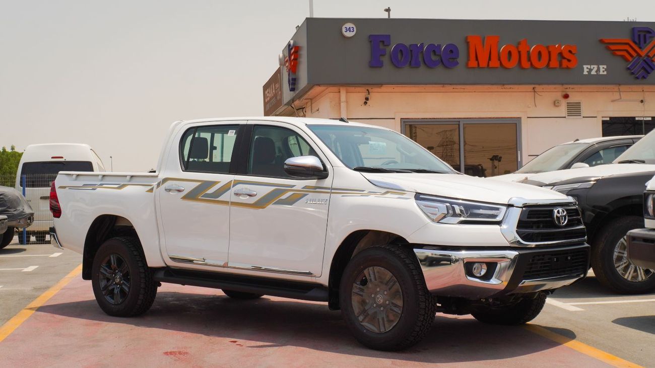 تويوتا هيلوكس TOYOTA HILUX SR5 2.7L PETROL