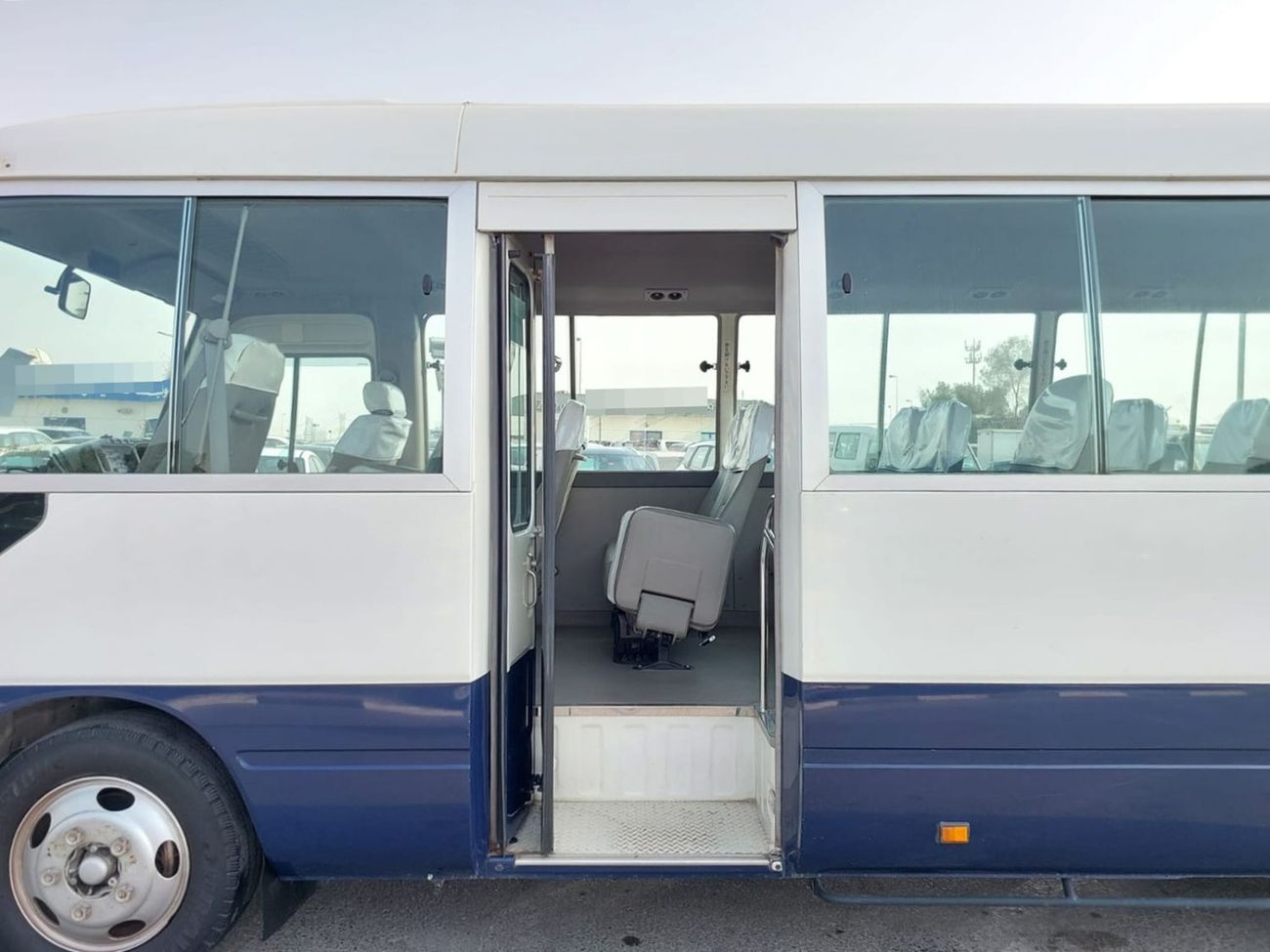 تويوتا كوستر TOYOTA COASTER BUS RHD 2007 MODEL 4.0 L DIESEL AUTOMATIC(PM02406)