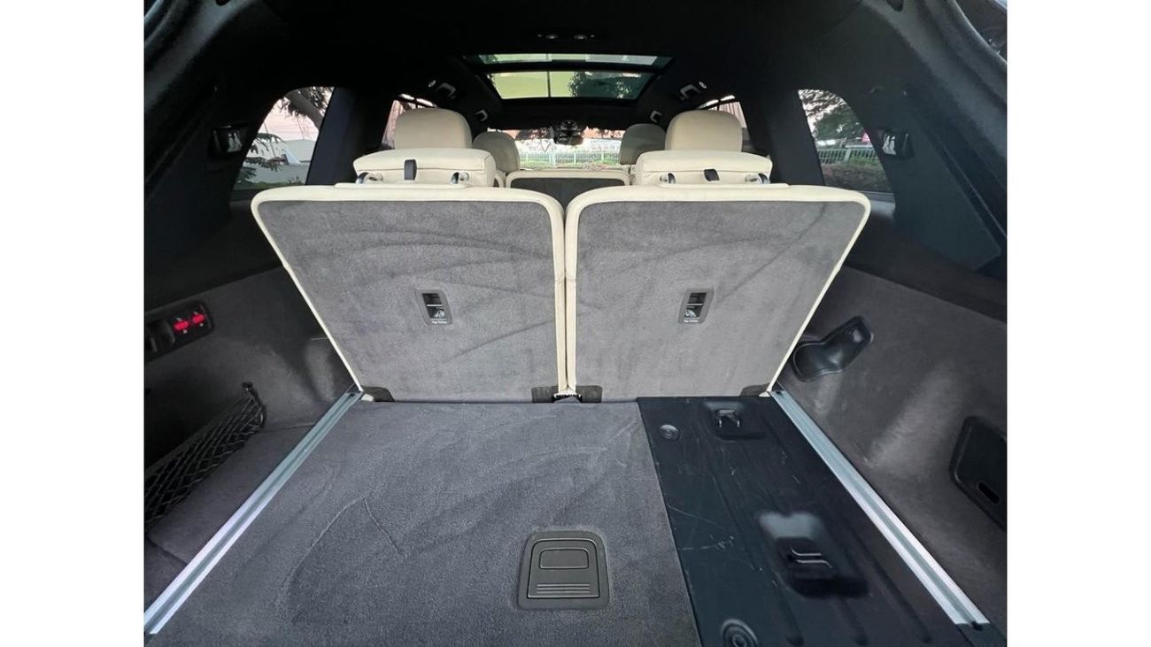 Audi Q7 45 TFSI quattro S-Line AUDI Q7 2016 GCC 45TFSI QUATTRO S LINE 7 SEATER FULL SERVICE HISTORY IN PERFE