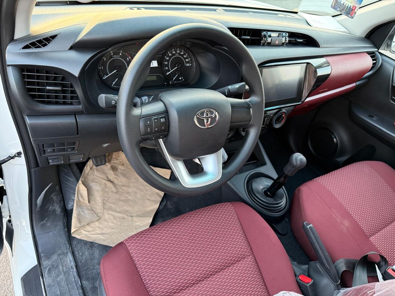 Toyota Hilux GL 2 2.4L AWD