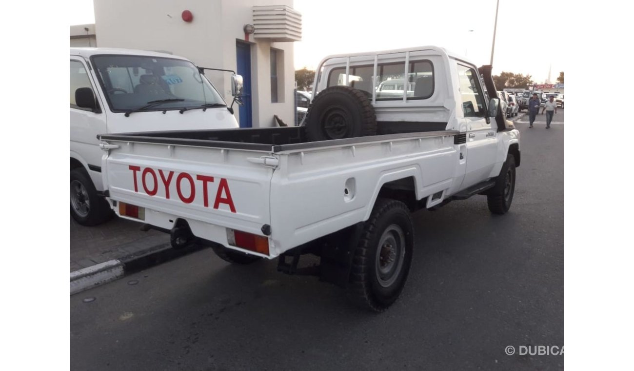 Toyota Land Cruiser Pick Up Land Cruiser Pickup  Single Cabin (Stock no PM 102 )