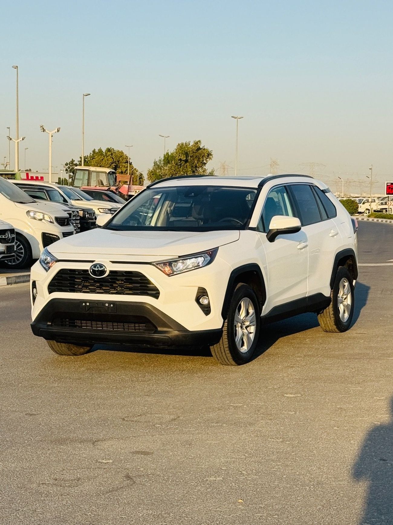 Toyota RAV4 RAV4 XLE AWD 4x4 Full option