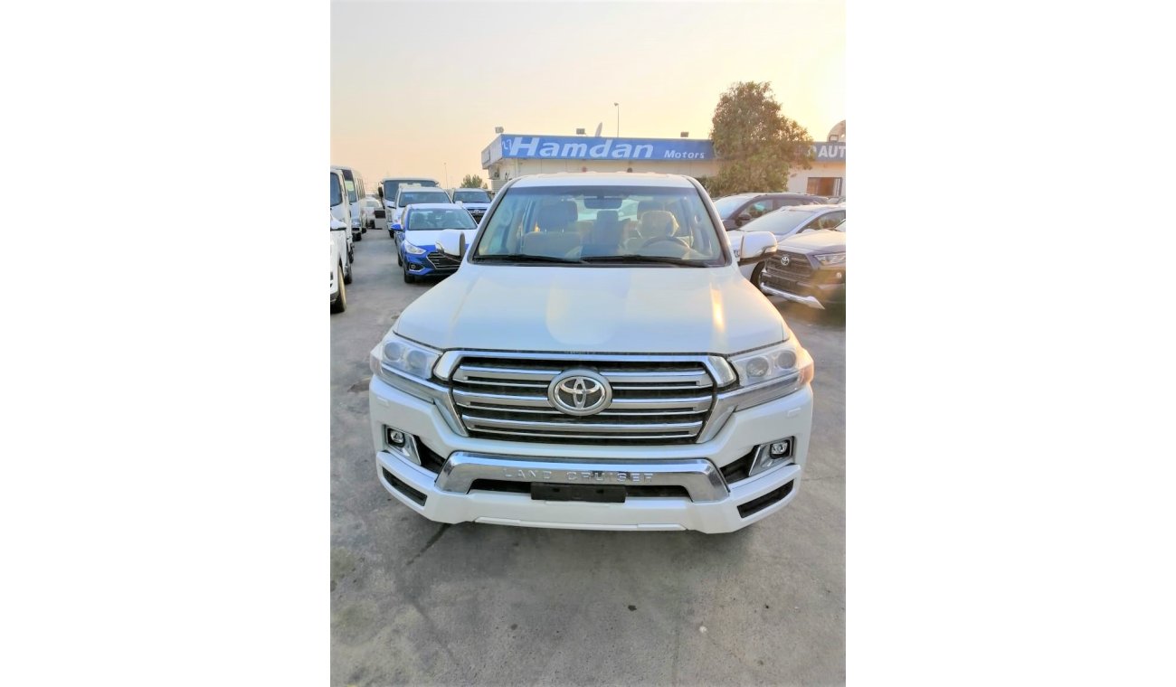 Toyota Land Cruiser V6 gxr  petrol