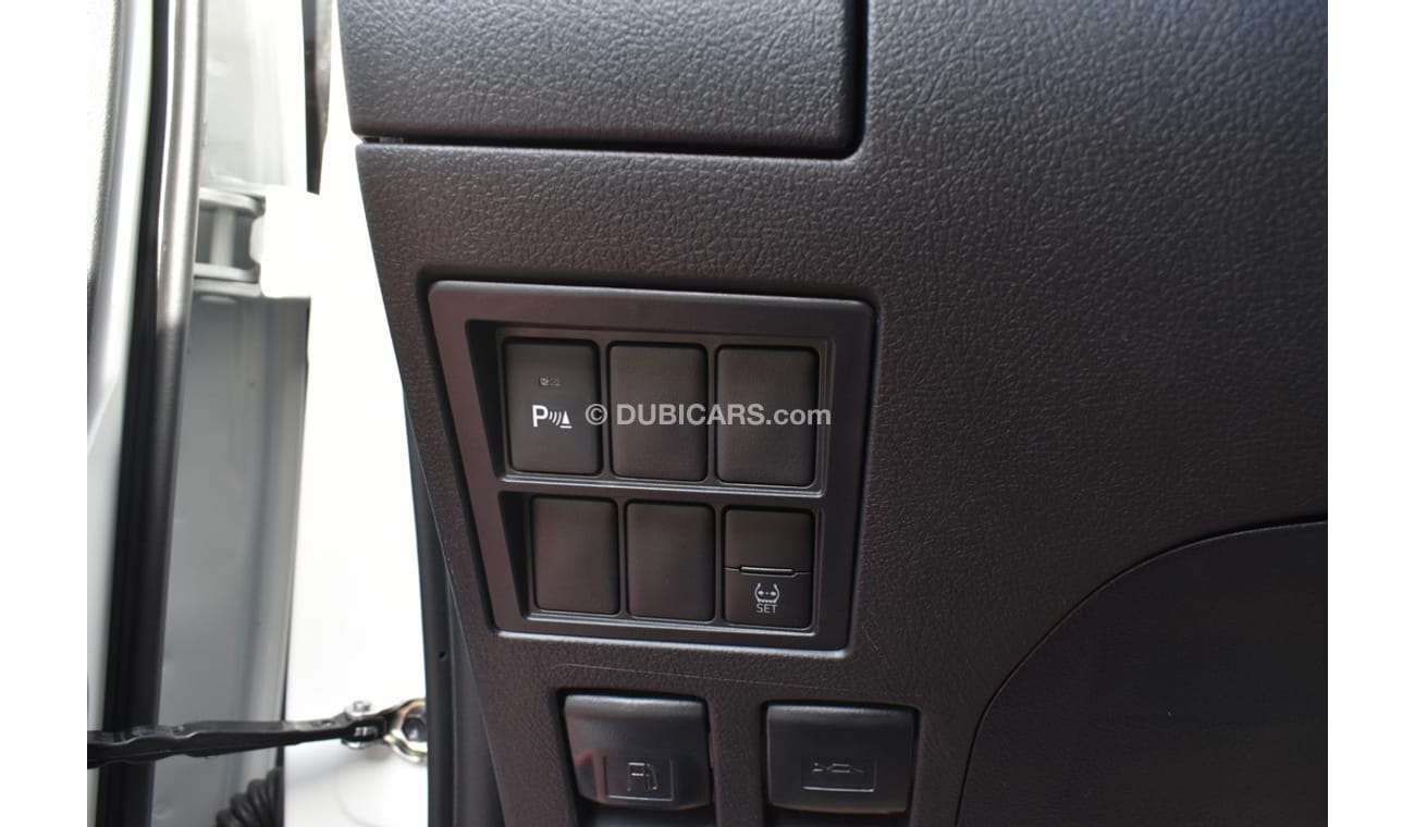 Toyota Hilux D/C P/up 4x4 2.7L Pet - A/T - 23YM (For Export)