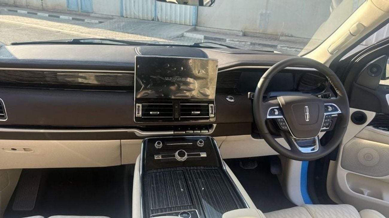 Lincoln Navigator 2025 Lincoln Navigator - RIGHT HAND DRIVE