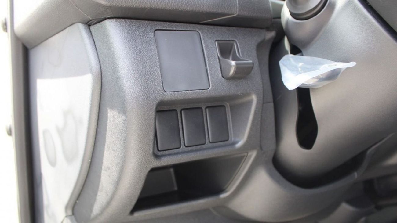 تويوتا هاياس Toyota Hiace 2.5L Bus 15-Seats A/C