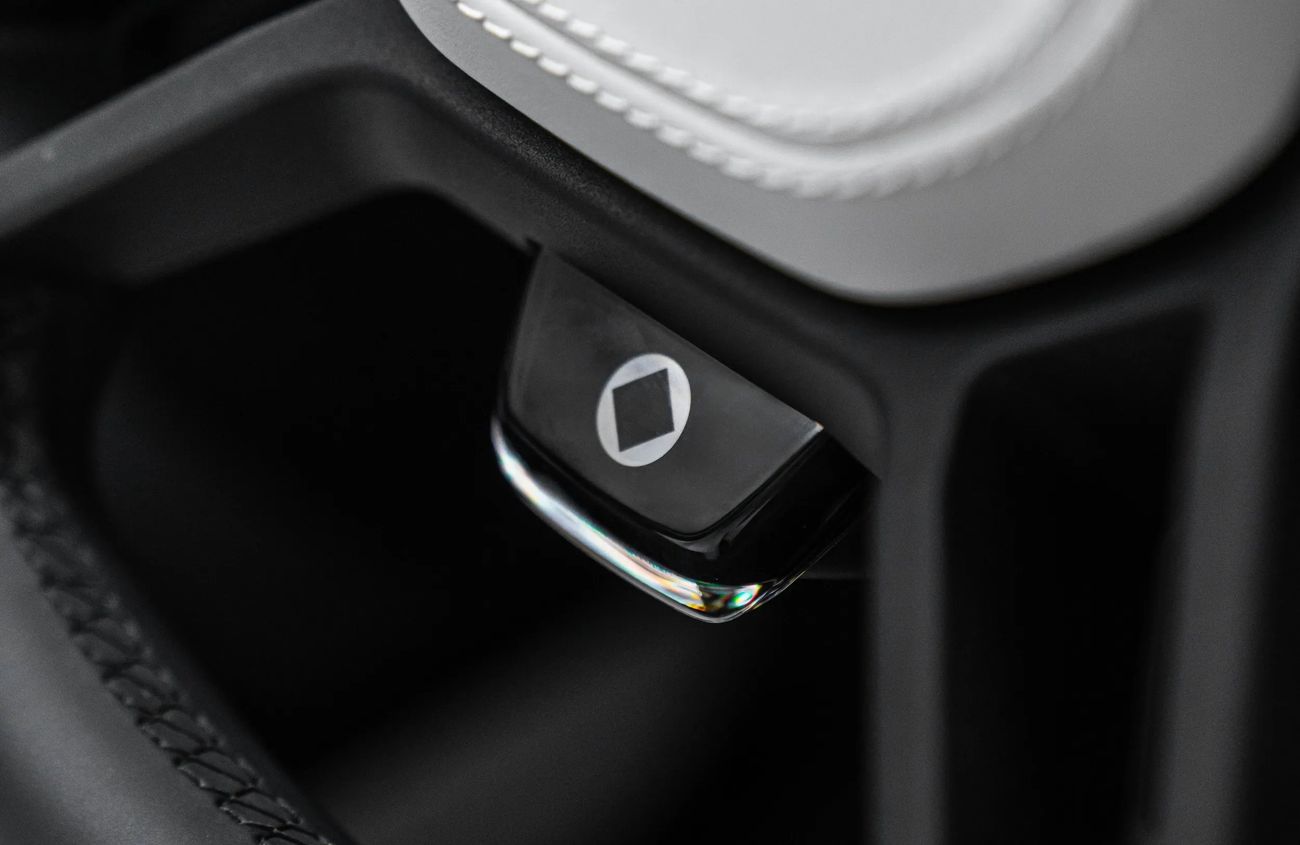 Land Rover Defender 4.4L V8 Twin-Turbo Mild Hybrid Engine