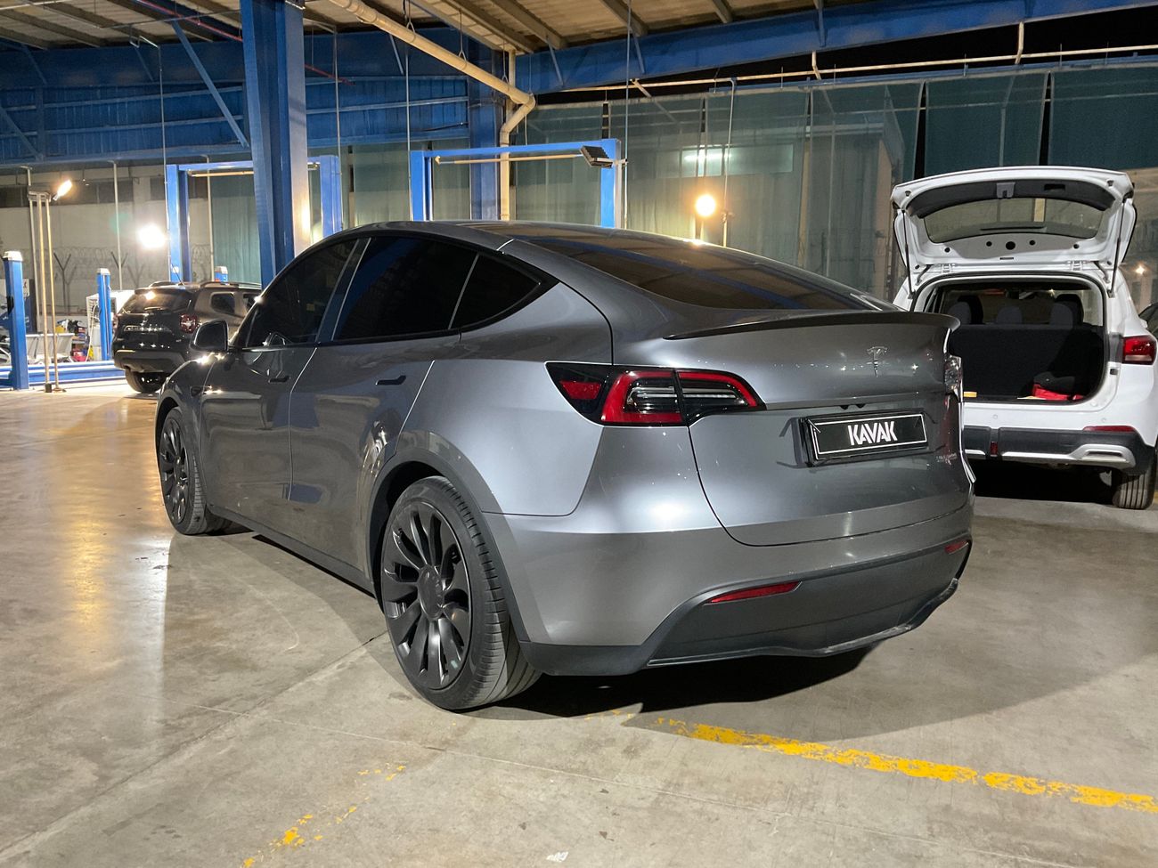 تسلا موديل Y Performance (Dual Motor) | شامل الضمان | 0 ﺪﻔﻋﺓ ﺃﻮﻟﻯ