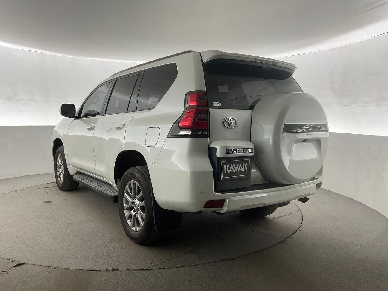 تويوتا برادو GXR | Carnival Sale • UP TO AED 20,000 OFF | شامل الضمان | 0 ﺪﻔﻋﺓ ﺃﻮﻟﻯ