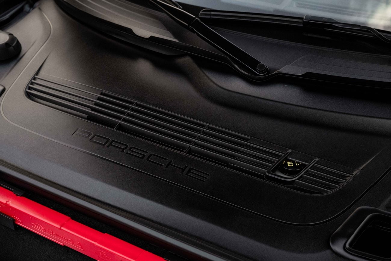 Porsche 718 Spyder Porshce 718 Spyder Rs Weissach | 11,750 P.M | 0% Downpayment | Agency Warranty! | Ramadan Offer!