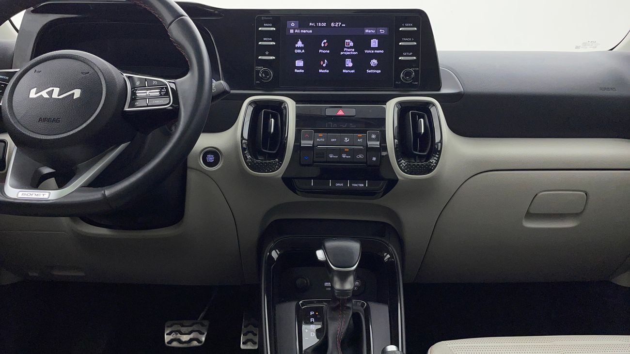 كيا سونیٹ EX 1.5 | بدون دفعة مقدمة | اختبار القيادة في المنزل