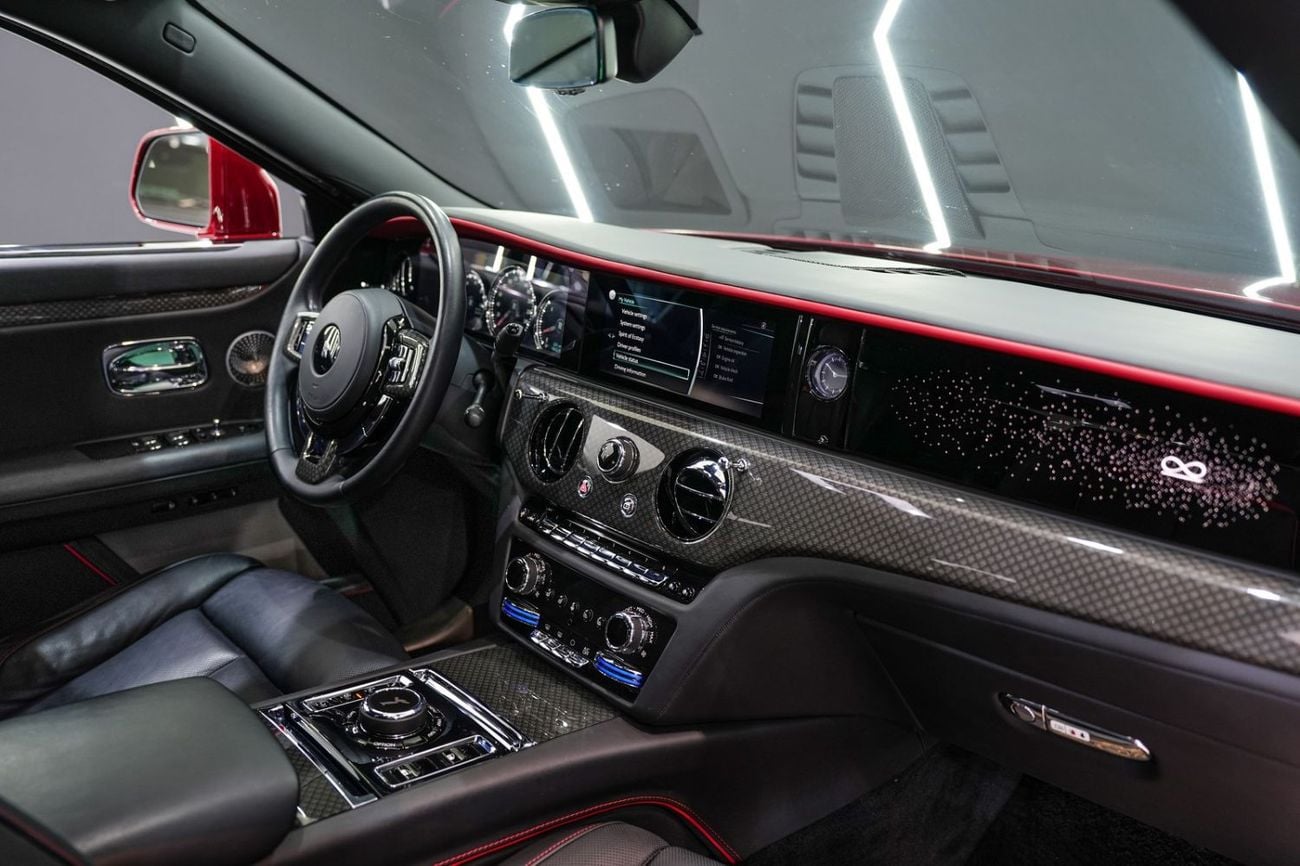 Rolls Royce Ghost 2022 Ghost Black Badge, Entertainment Display, Starlight, Bespoke Audio, GCC Specs!!