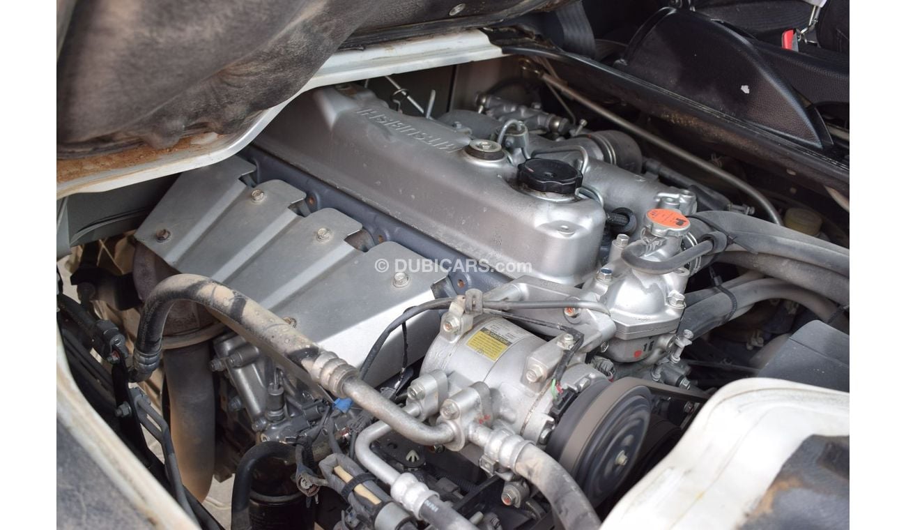 Mitsubishi Fuso Canter Mitsubishi Canter D/C Pick up, Model:2017. Free of Accident with low mileage